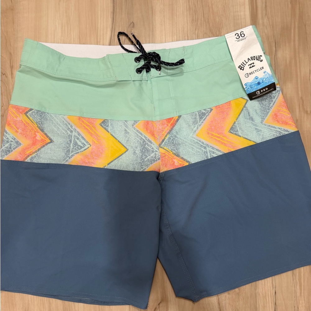 *NWT* Tribong Pro - Performance Board Shorts for Men, Size 36”